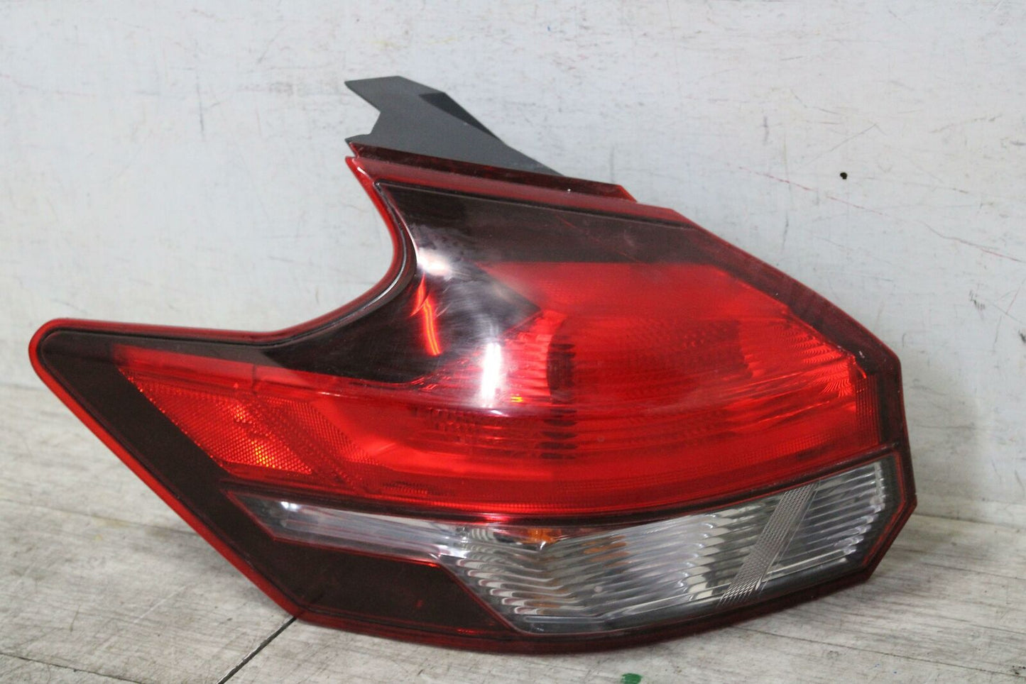 Tail Light Assembly NISSAN KICKS Left 18 19 20