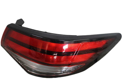 Tail Light Assembly NISSAN SENTRA Right 20