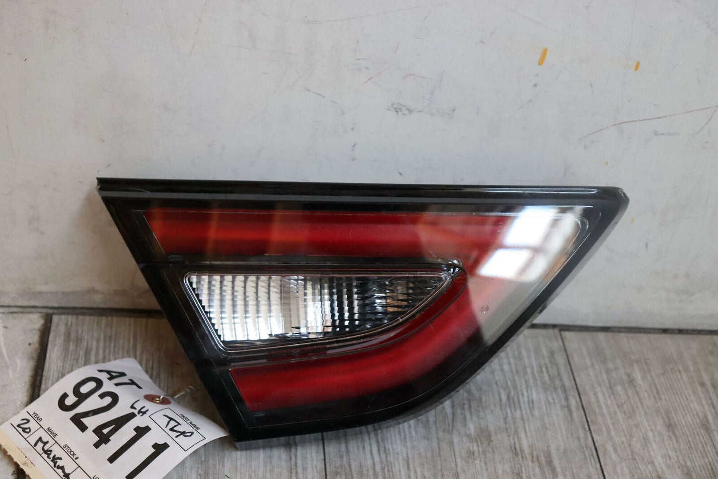 Tail Light Assembly NISSAN MAXIMA Left 19 20