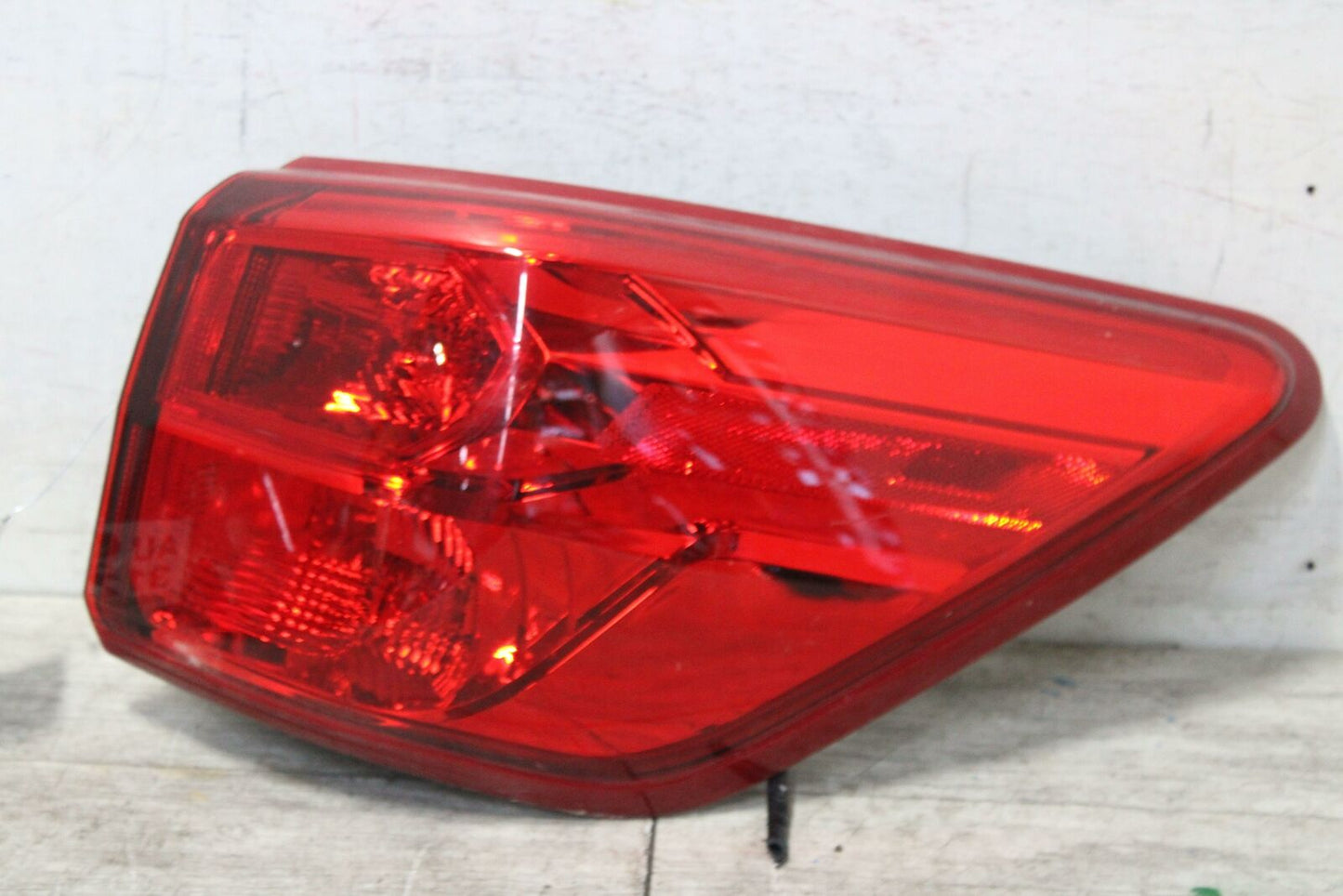 Tail Light Assembly NISSAN PATHFINDER Right 17 18 19 20