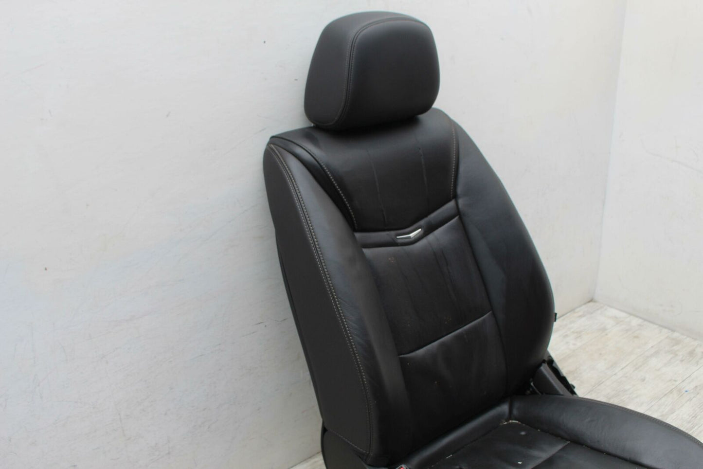 Front Seat CADILLAC XTS 18 19