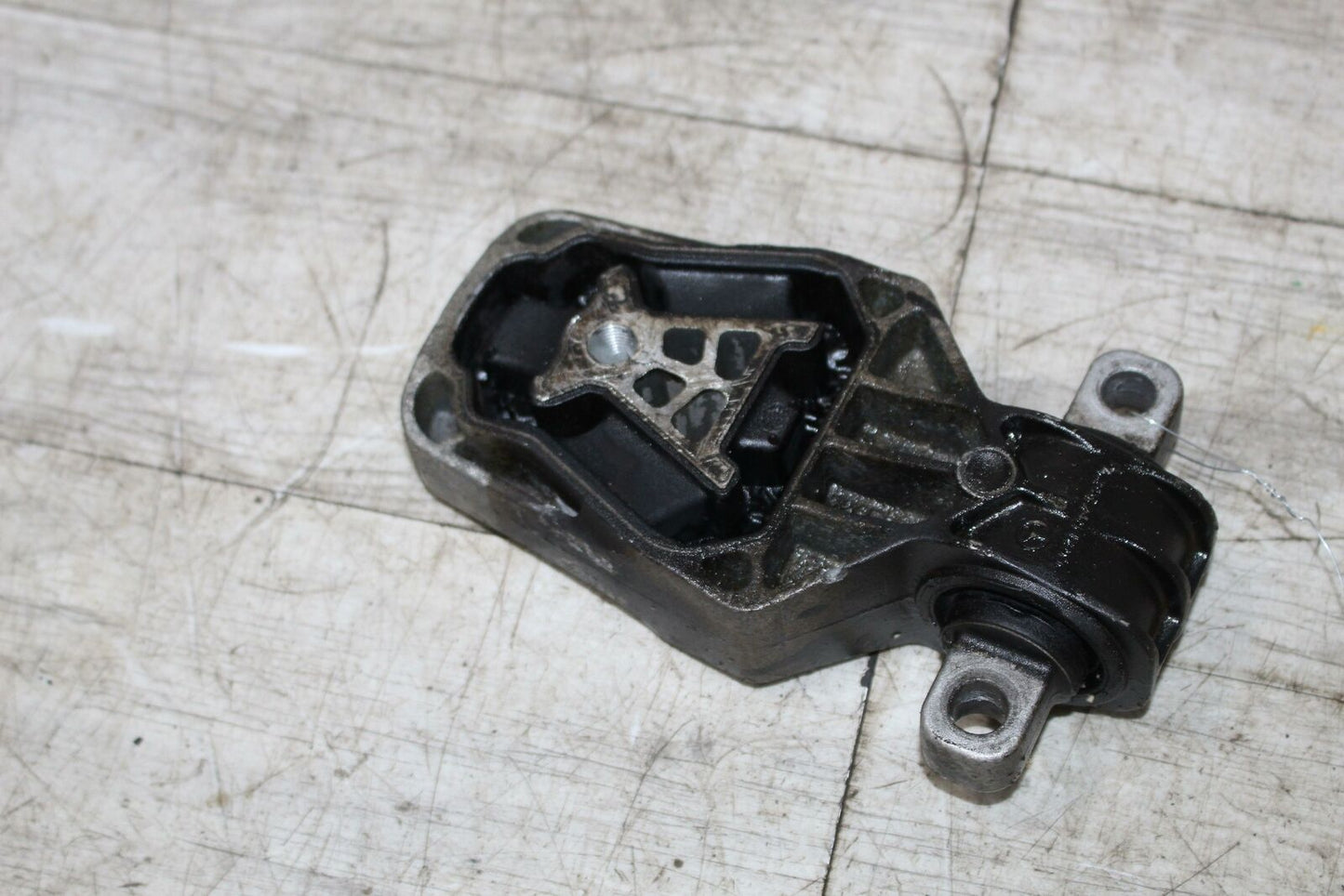 Transmission Mount MERCEDES CLA CLASS 14