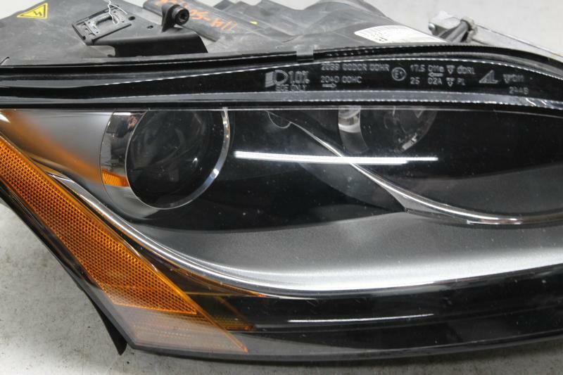 Headlamp Assembly AUDI TT Right 12 13