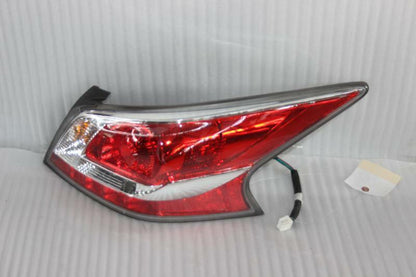 Tail Light Assembly NISSAN ALTIMA Right 14 15