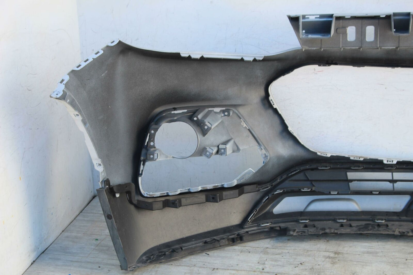 Front Bumper Assy. CHEVY TRAX 17 18 19 20