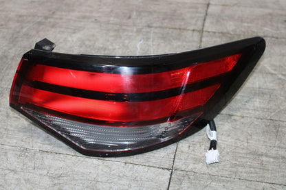 Tail Light Assembly NISSAN SENTRA Right 20