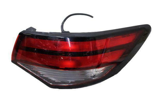 Tail Light Assembly NISSAN SENTRA Right 21