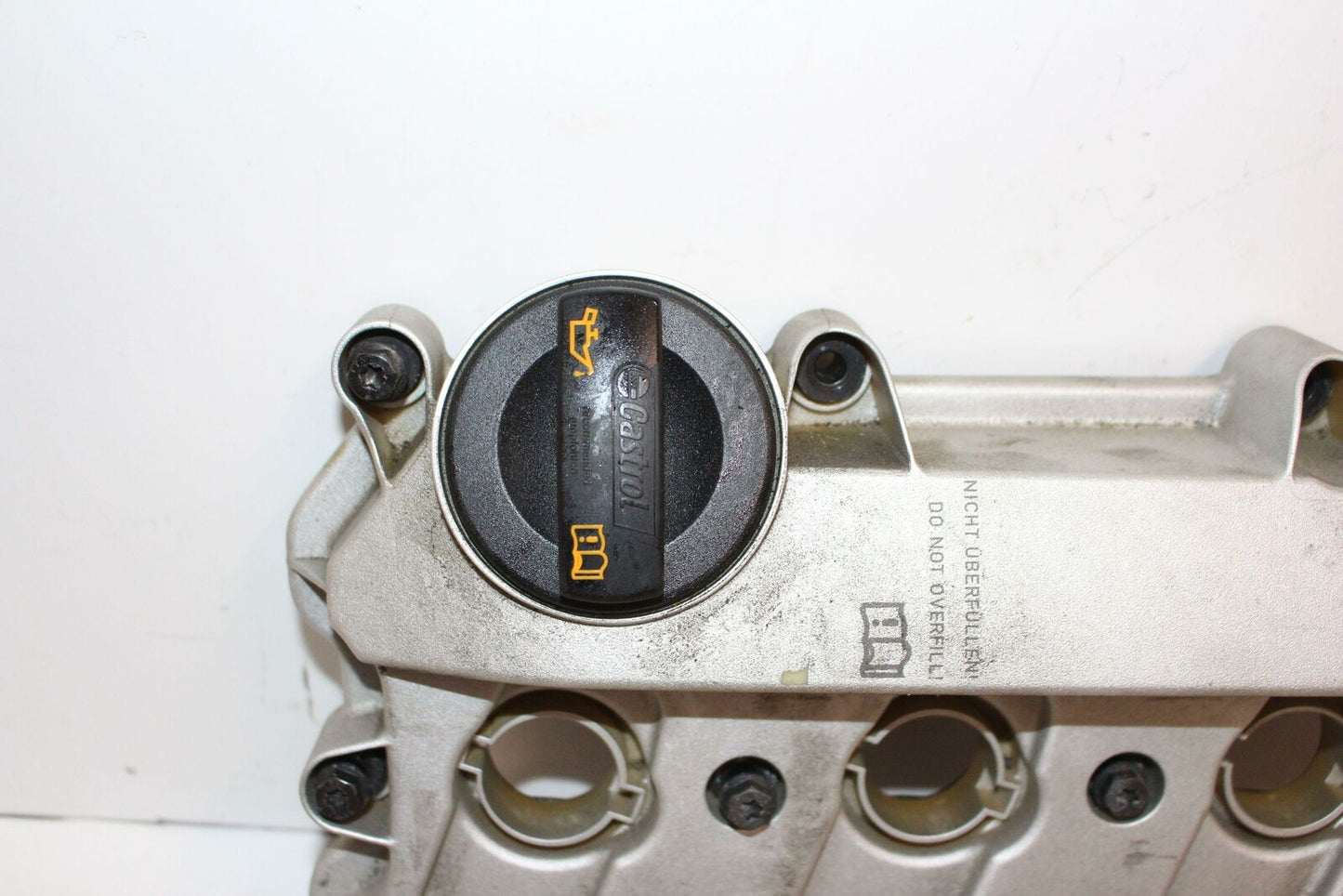 Valve Cover AUDI A8 11 12