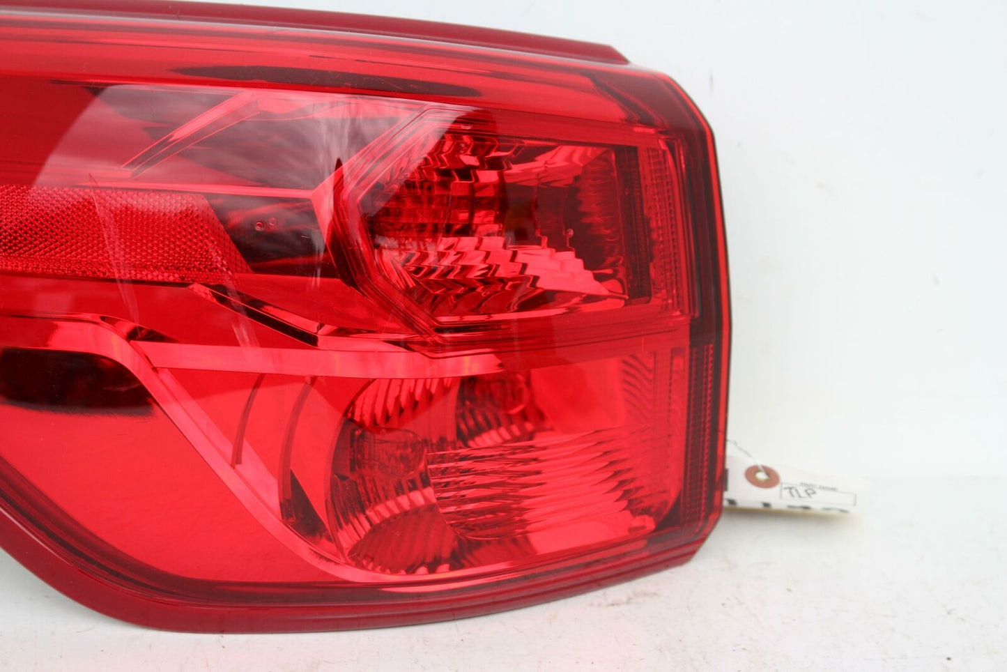 Tail Light Assembly NISSAN PATHFINDER Left 17 18 19 20