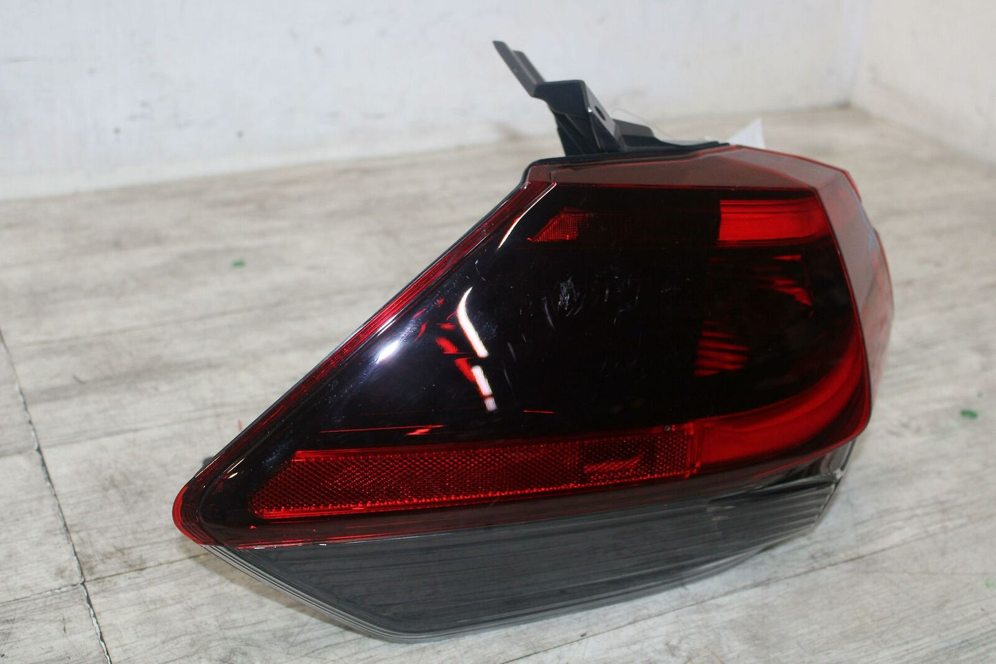 Tail Light Assembly ROGUE EXCEPT SPORT Left 17 18 19 20