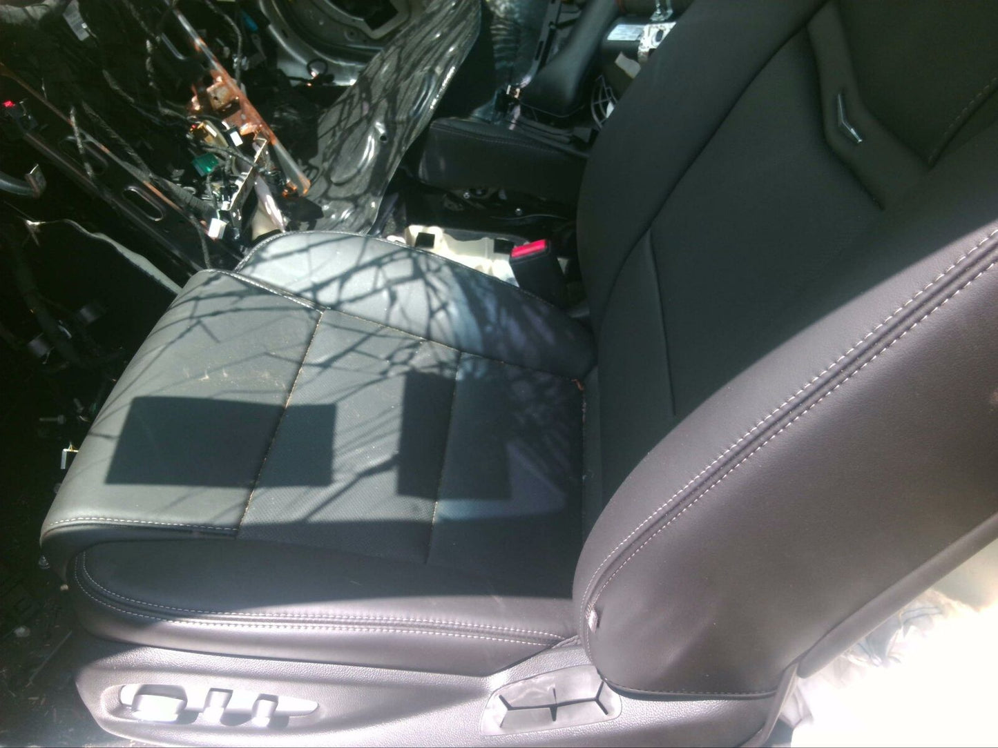 Rear Seat CADILLAC XTS 18