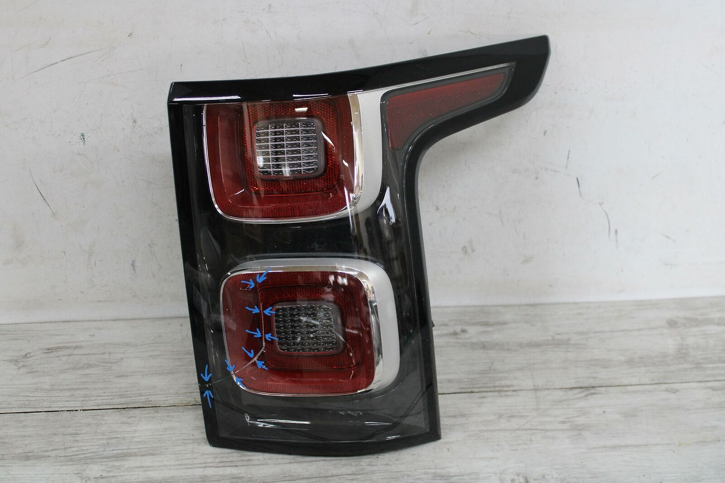 Tail Light Assembly RANGE ROVER Right 18