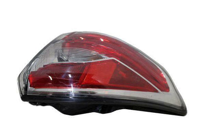 Tail Light Assembly NISSAN ARMADA Right 17 18 19