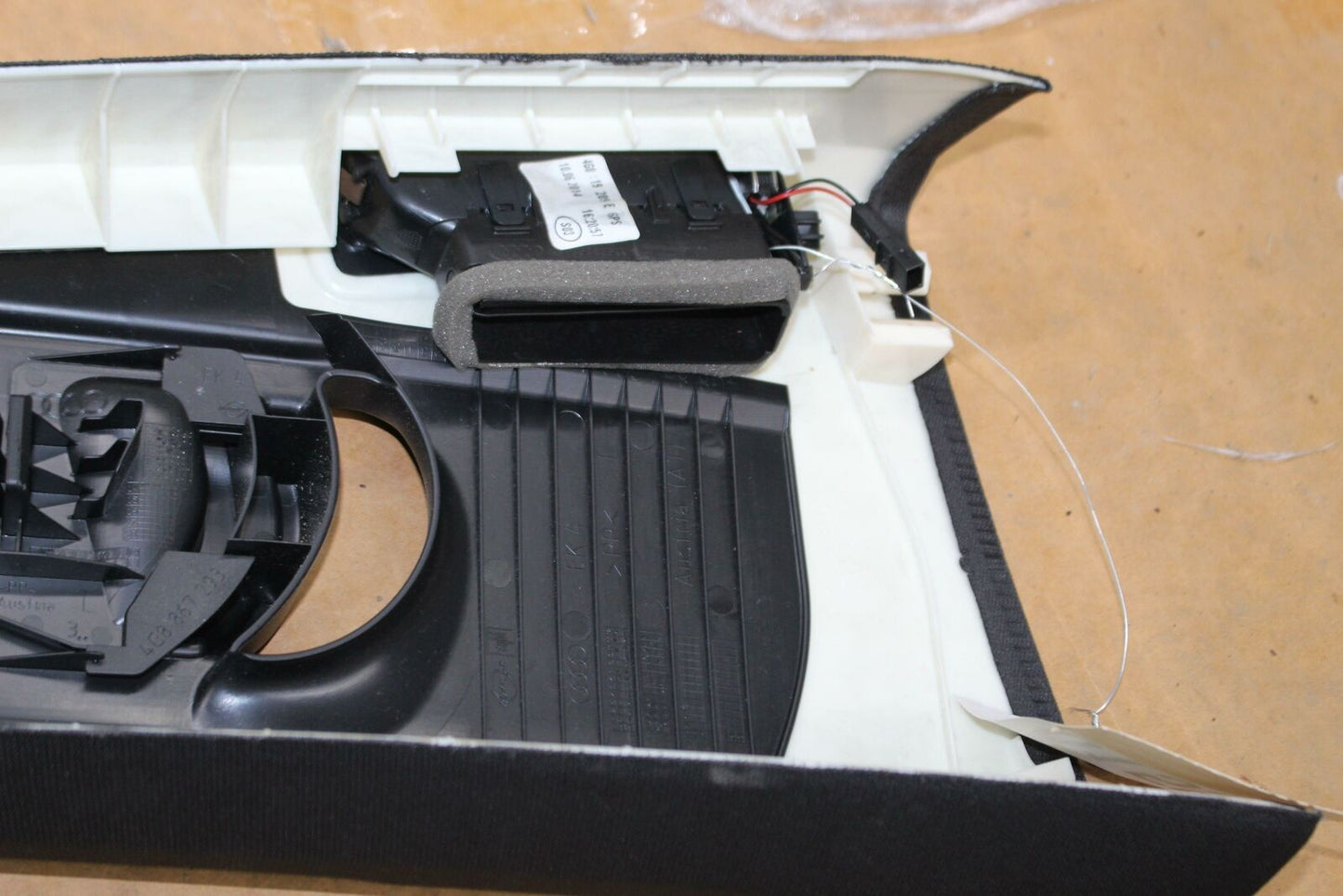 B-panel Trim AUDI RS7 16