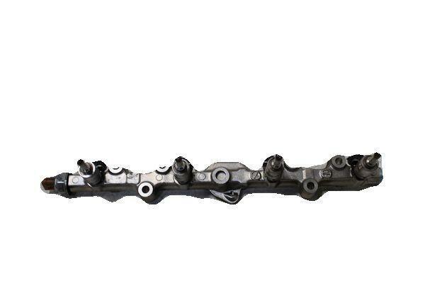 Fuel Injection Rail INFINITI QX80 15